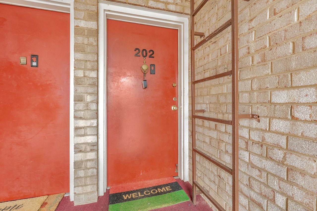 8689 Greenbelt Rd - Photo 7 of 18