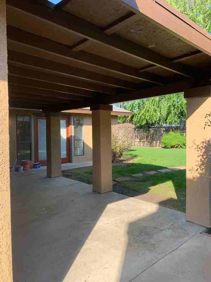 9112 Hoxie Ct - Photo 3 of 7