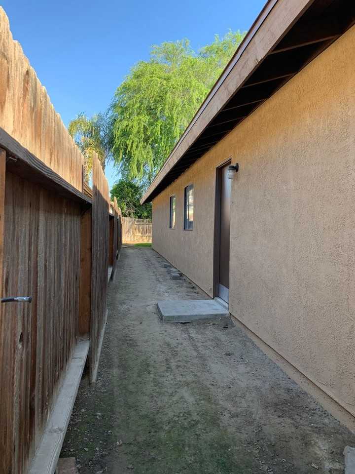 9112 Hoxie Ct - Photo 6 of 7