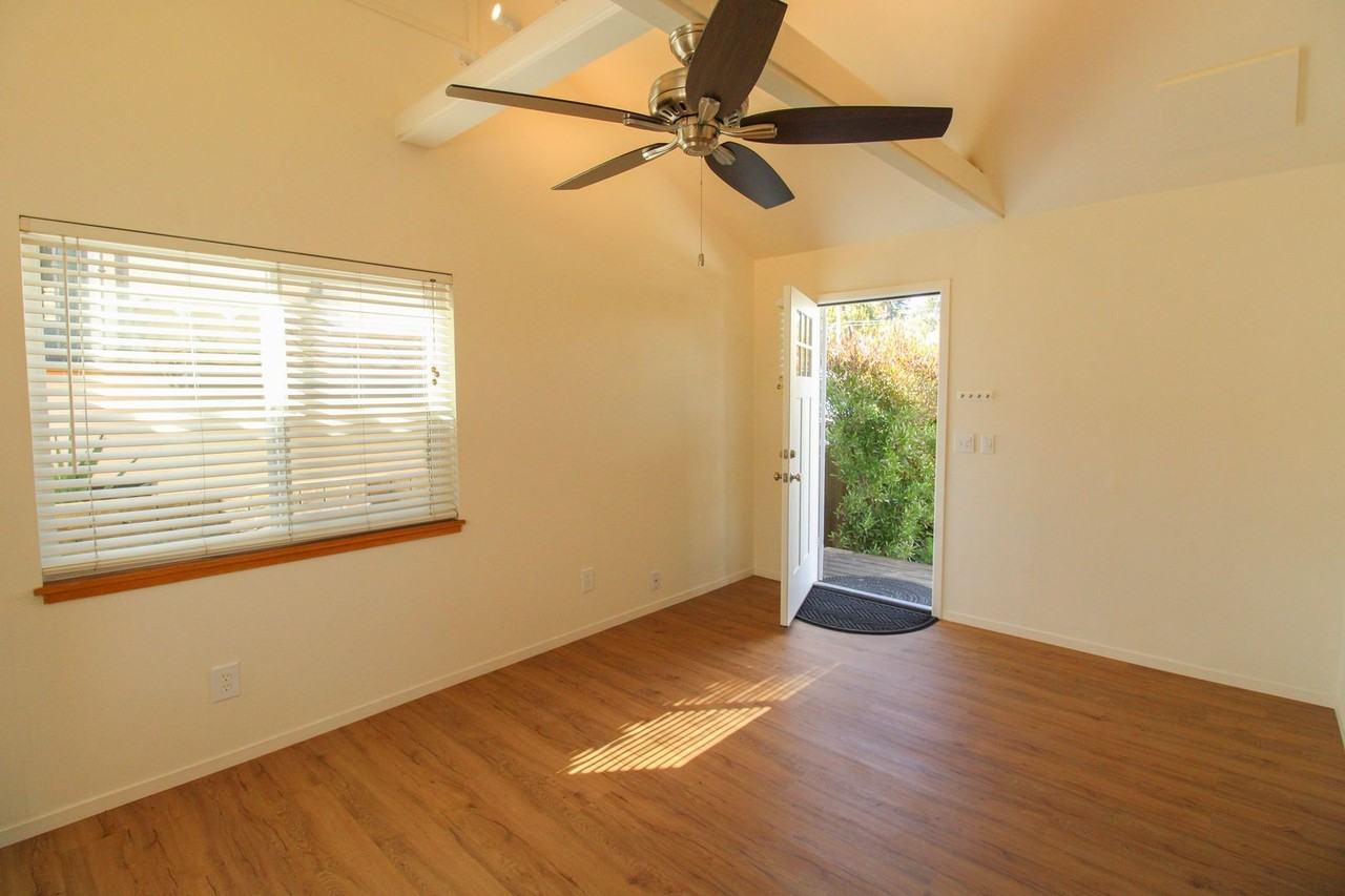 2067 Story St - Photo 3 of 15