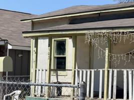 featured image of 2503 Arbor Pl