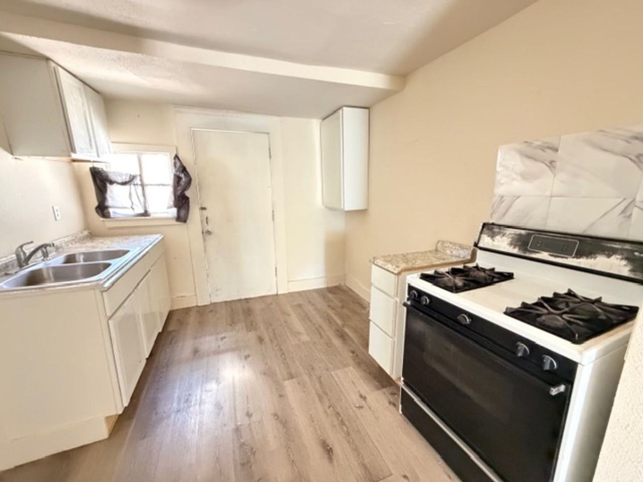 2503 Arbor Pl - Photo 5 of 14