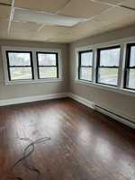 featured image of 1 W Broad St