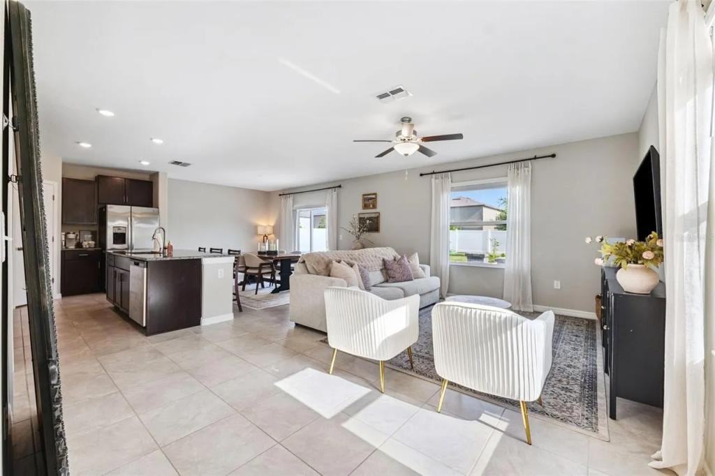 10345 Shady Preserve Dr - Photo 7 of 18