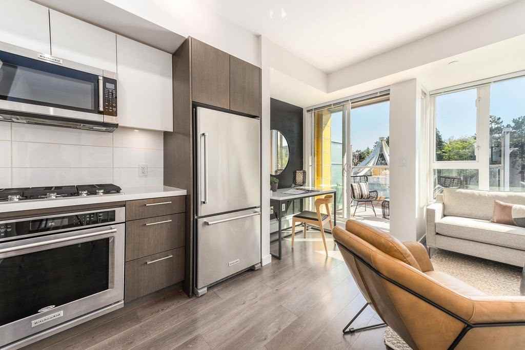 417 Great Northern Way - Photo 2 of 20