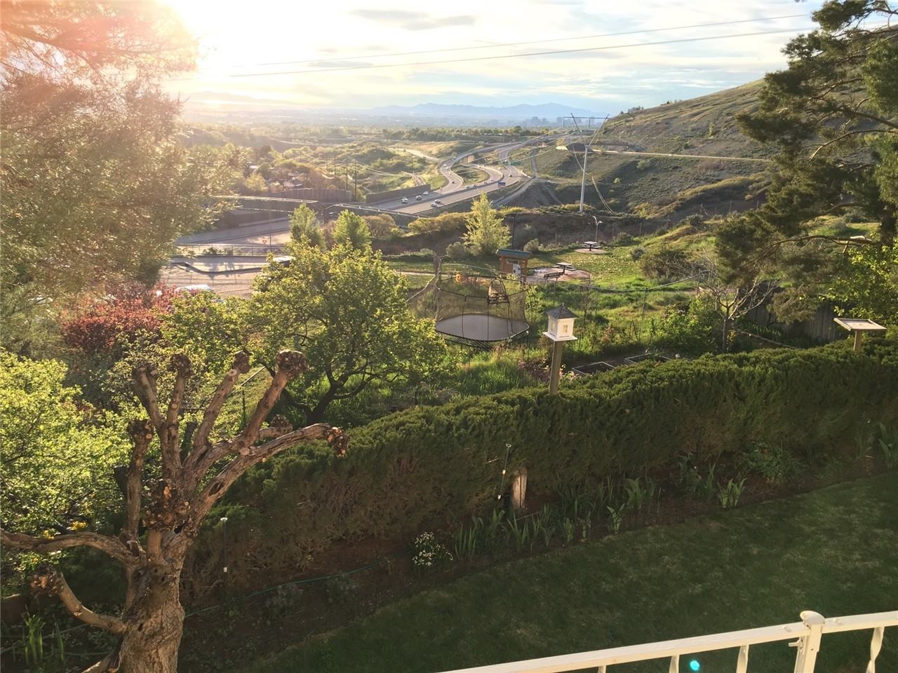 2930 S Warr Rd - Photo 4 of 25