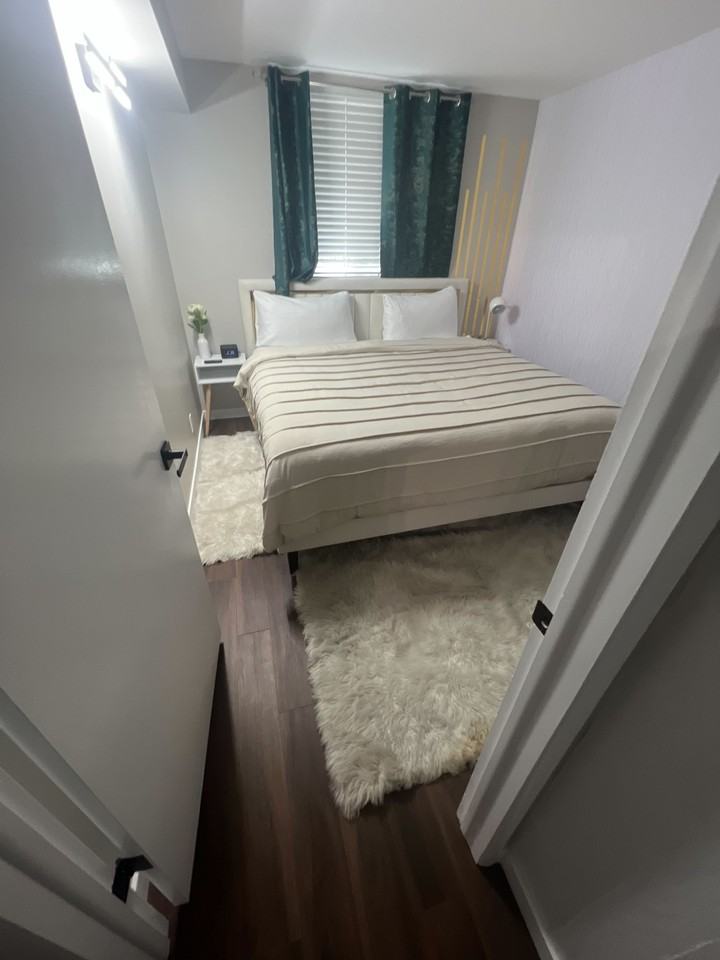 438 N Center St #102 - Photo 4 of 19