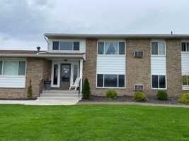 featured image of 11 Winston Dr