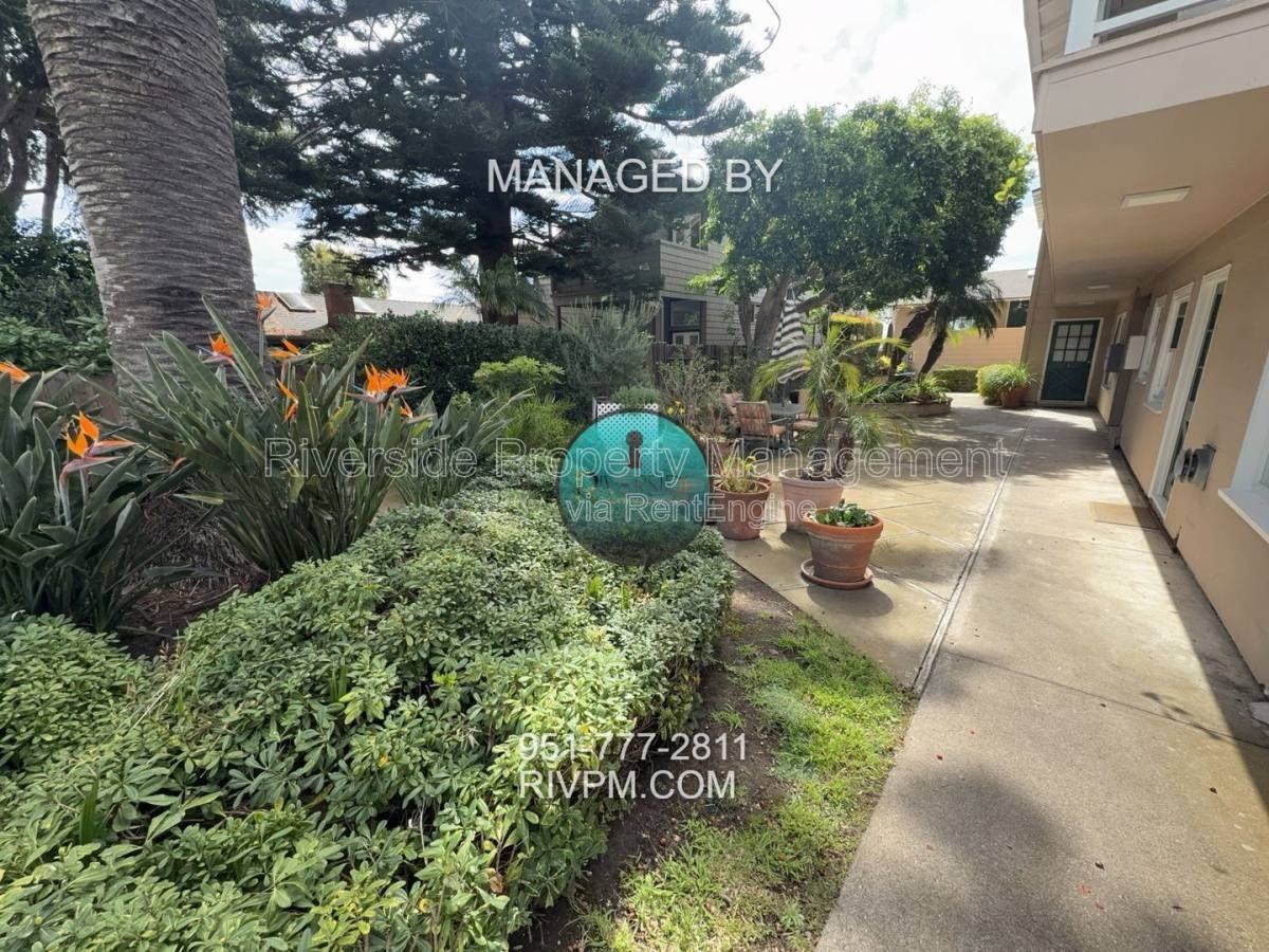 379 Cypress Dr #1 - Photo 3 of 10