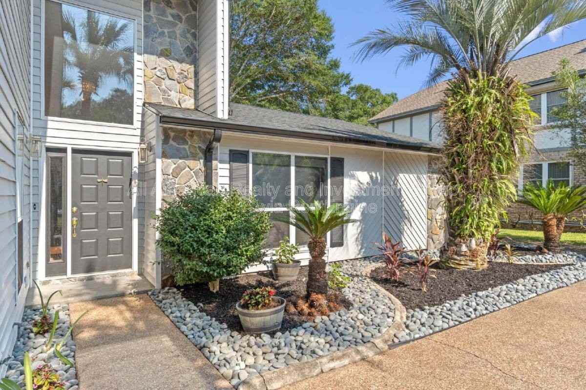 101 Hands Cove Ln - Photo 2 of 10