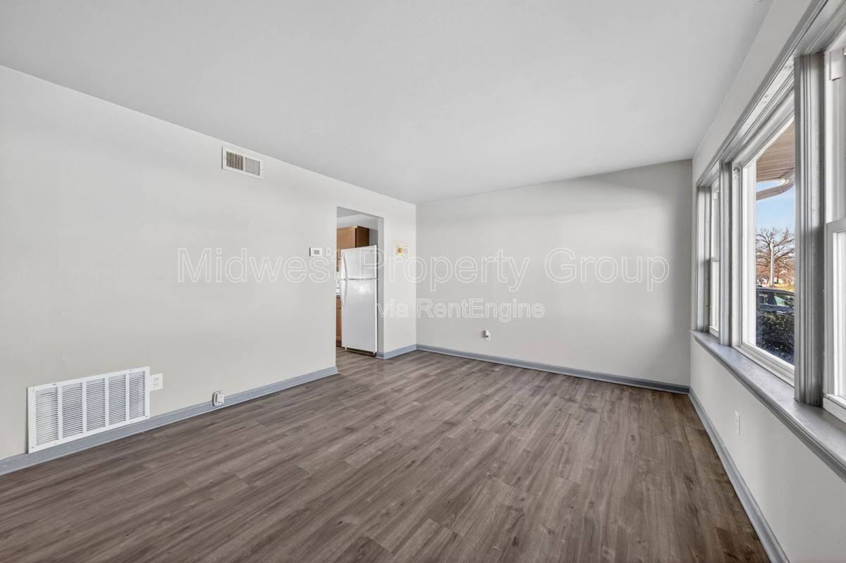 4508 Ashby Rd - Photo 2 of 10