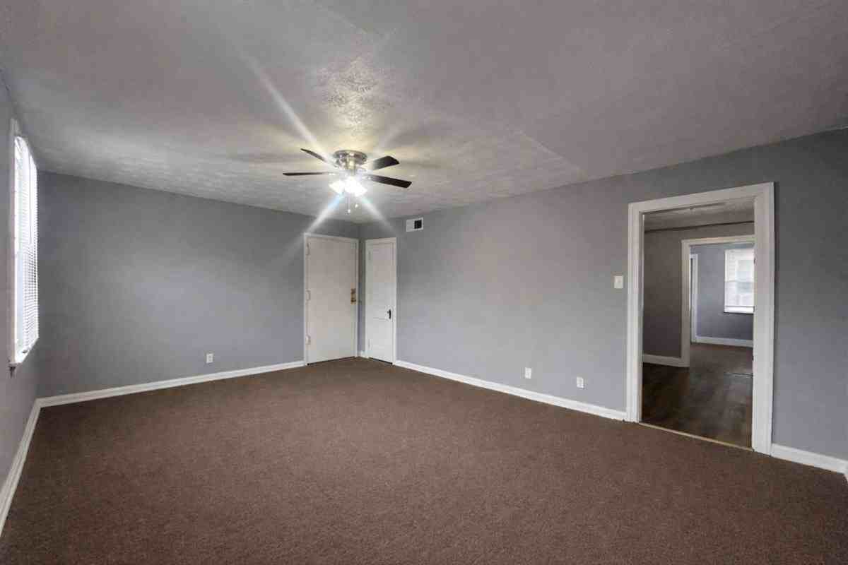 45 S Miami Ave #2 - Photo 4 of 10