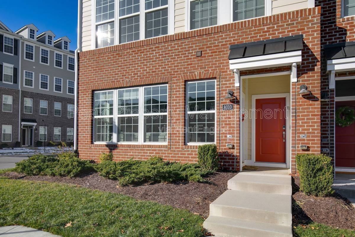 8010 Wistar Glen Dr #B - Photo 3 of 10