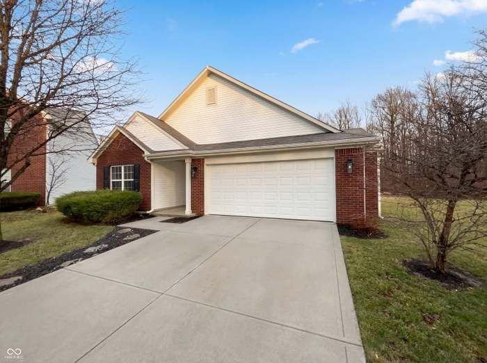 2427 Ross Common Ct - Photo 5 of 16