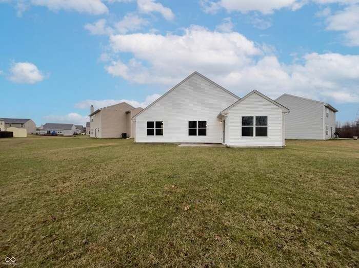 2427 Ross Common Ct - Photo 7 of 16