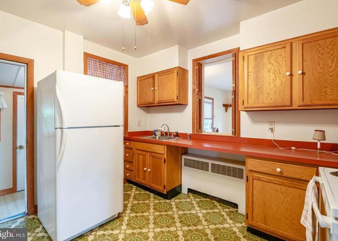 823 Fritz Ave - Photo 4 of 9