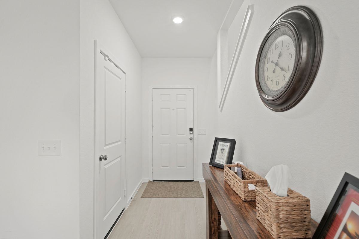 26235 Arrowleaf Dr - Photo 5 of 30