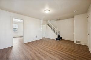 featured image of 1112 Johnson St