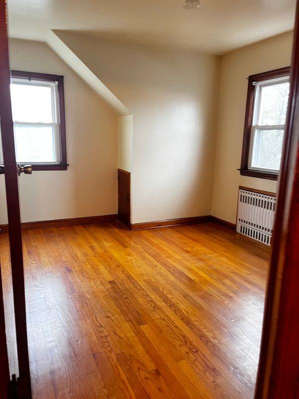 351 Capitol St ##2nd - Photo 2 of 7