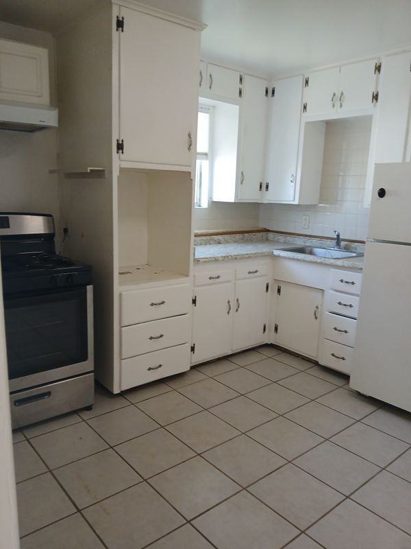 586B Elm Ave - Photo 4 of 12