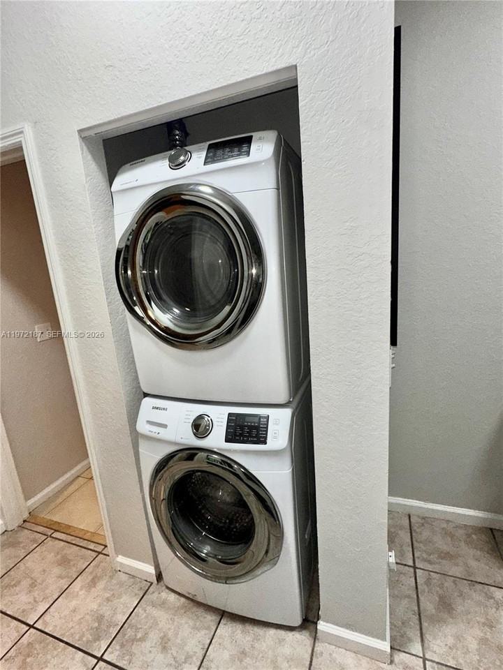 6138 Grant St #AB - Photo 7 of 7