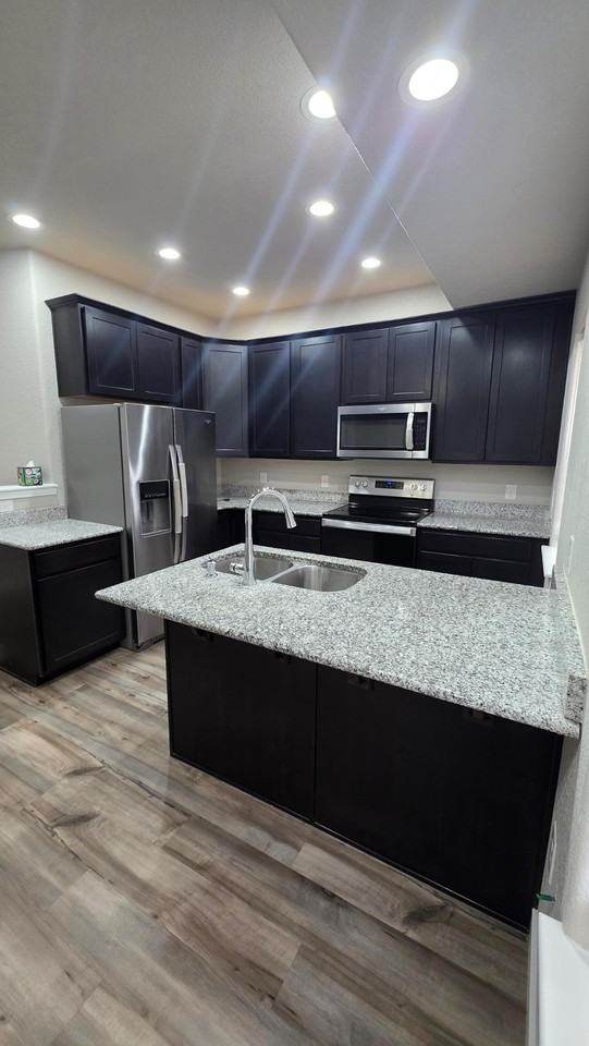 6617 Rubicon Hts - Photo 3 of 28