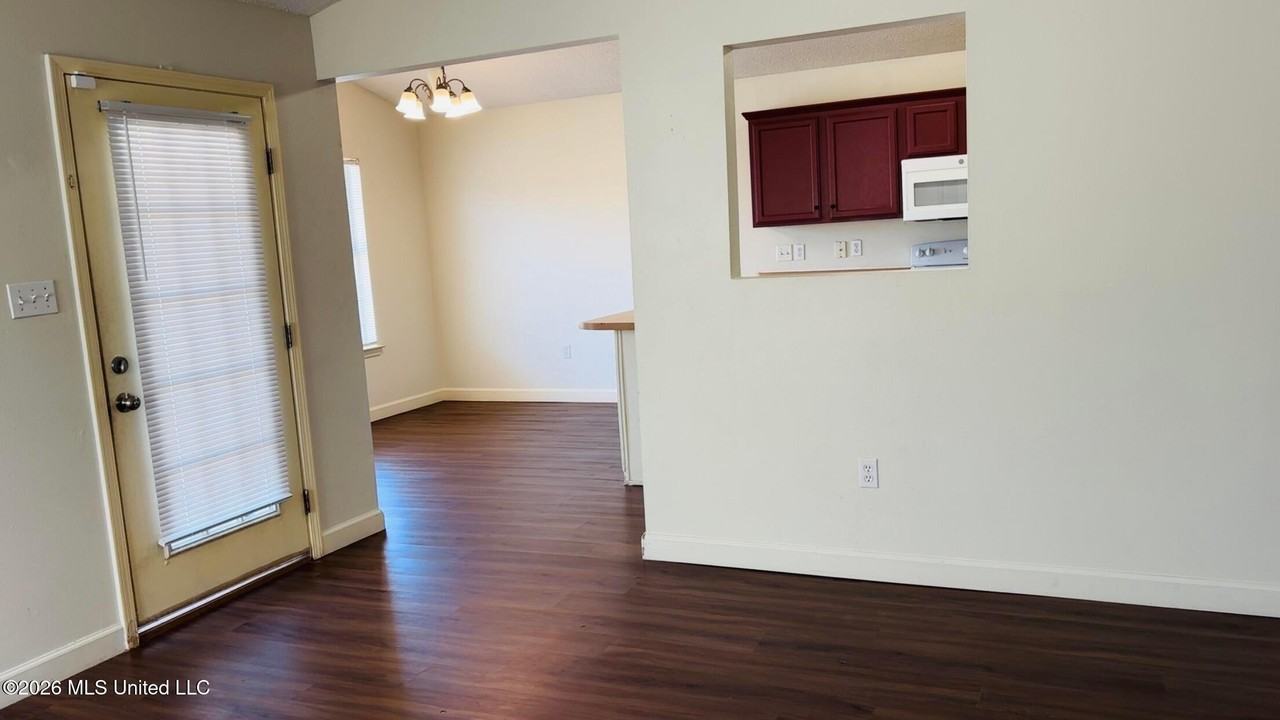 10662 E Bay Tree Dr - Photo 3 of 19