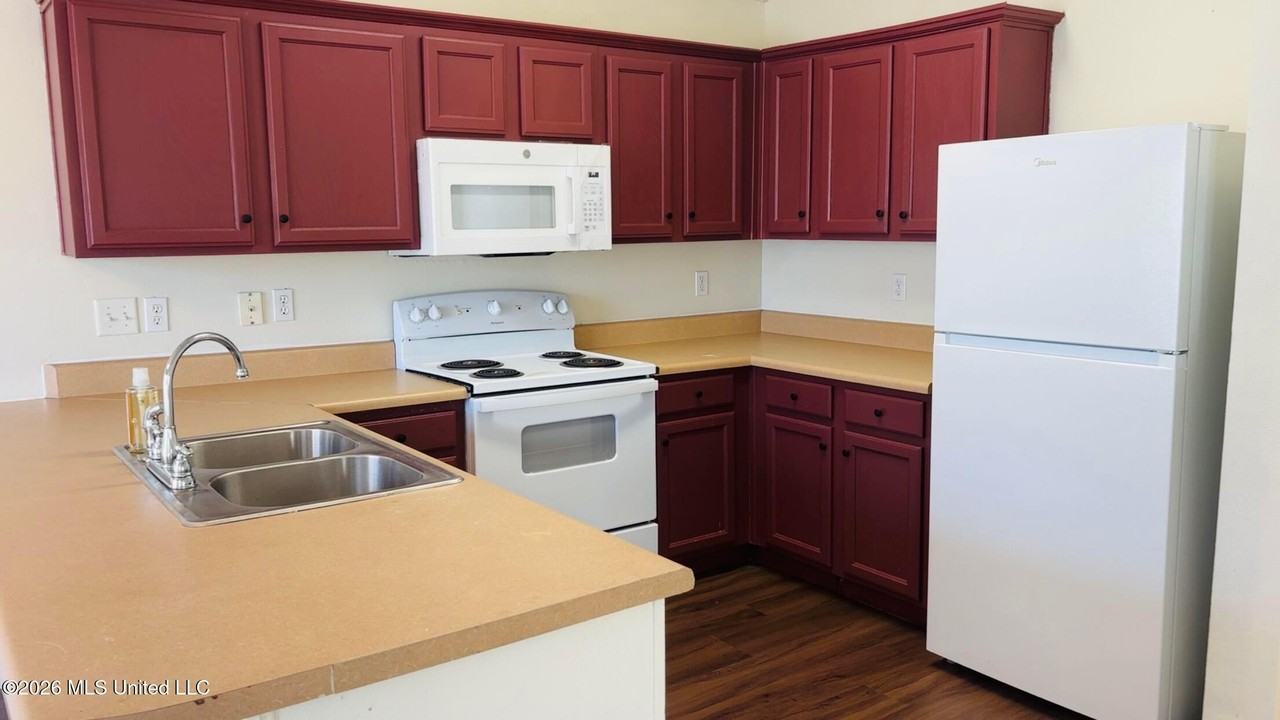 10662 E Bay Tree Dr - Photo 5 of 19