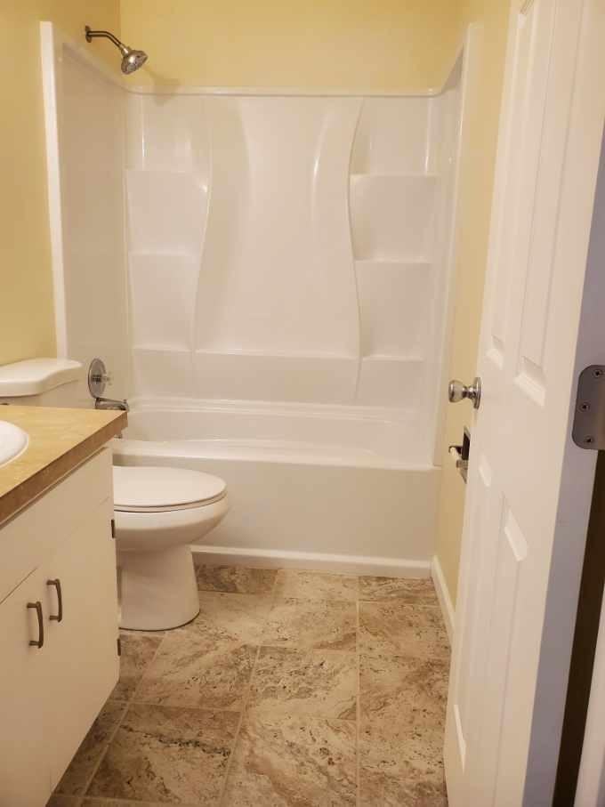 155 Nw Jackson St #1 - Photo 4 of 7