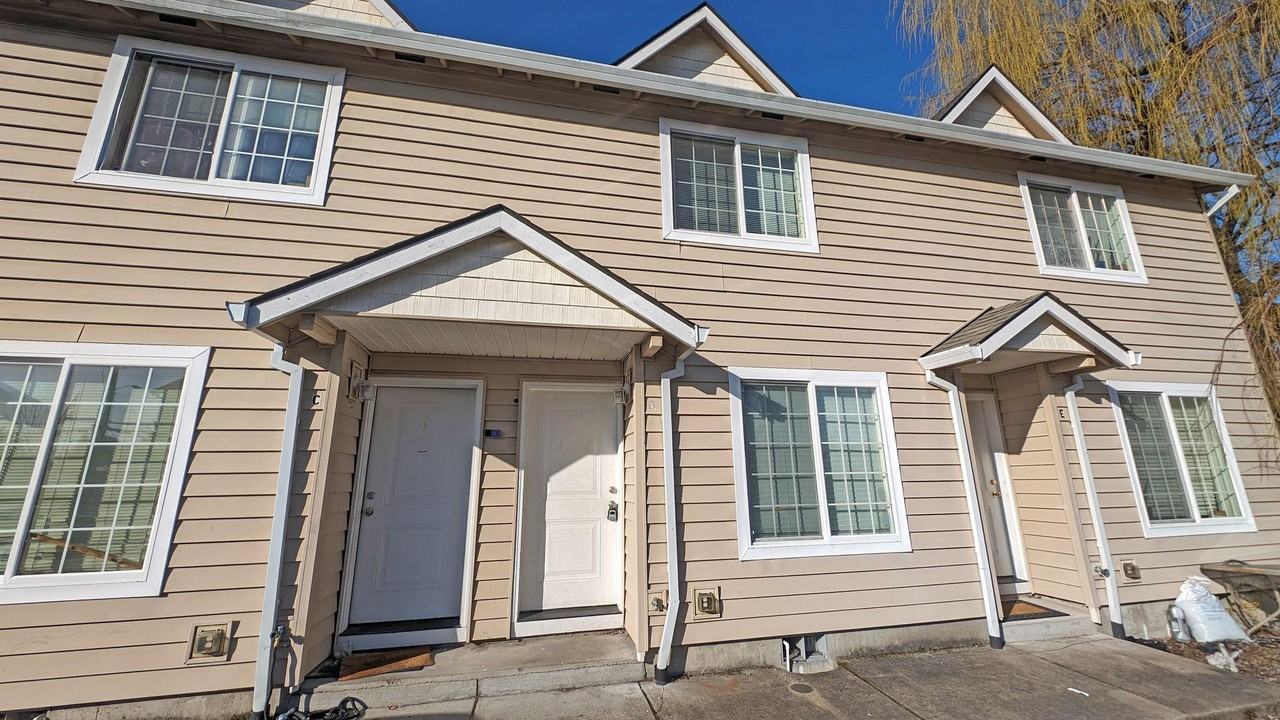 2825 Pacific Ave #C - Photo 2 of 17