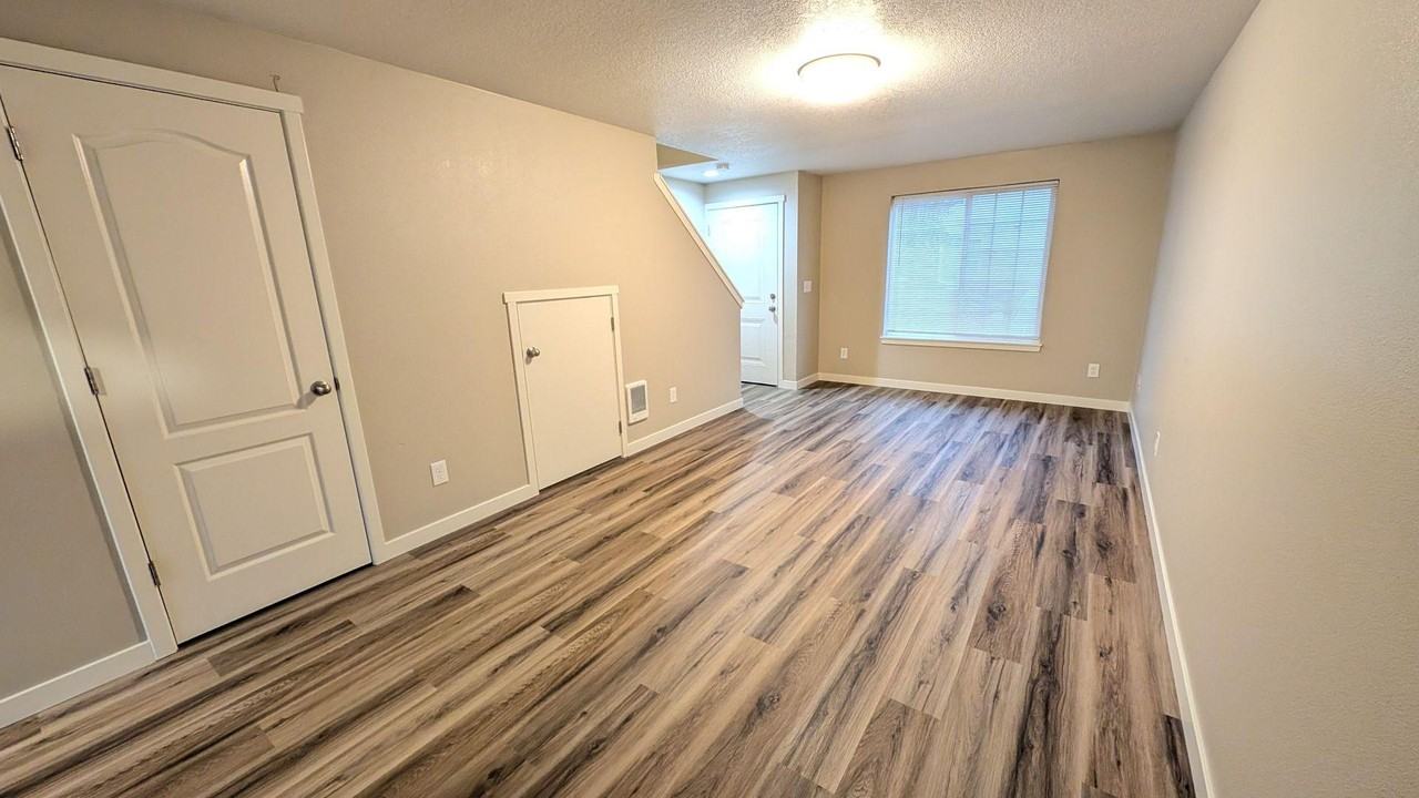 2825 Pacific Ave #C - Photo 6 of 17