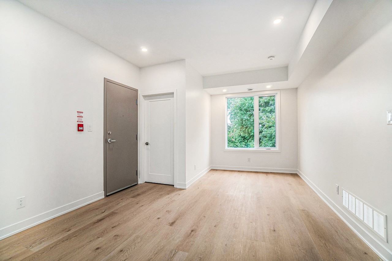 373 Iberville st - Photo 3 of 11