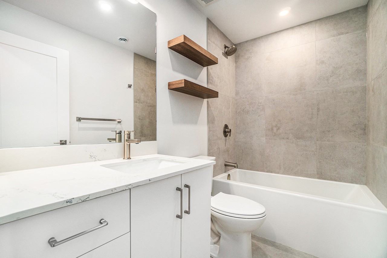 373 Iberville st - Photo 7 of 22