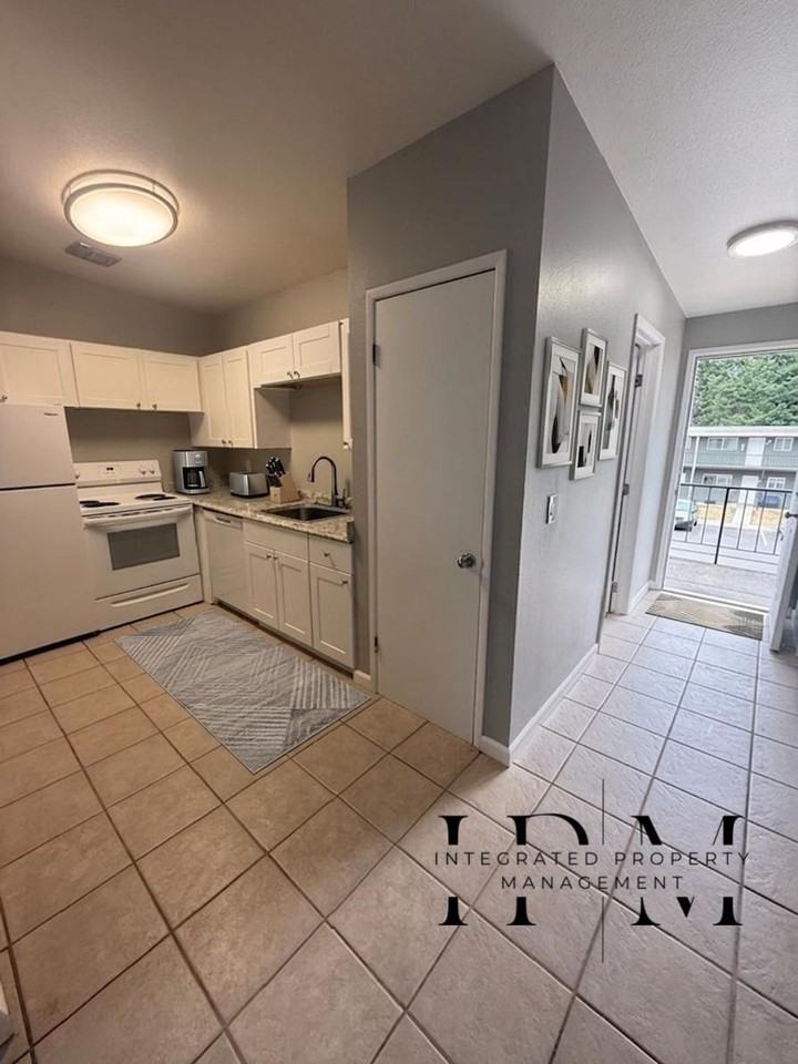 Hidden Ridge Apartments - Photo 4 of 40