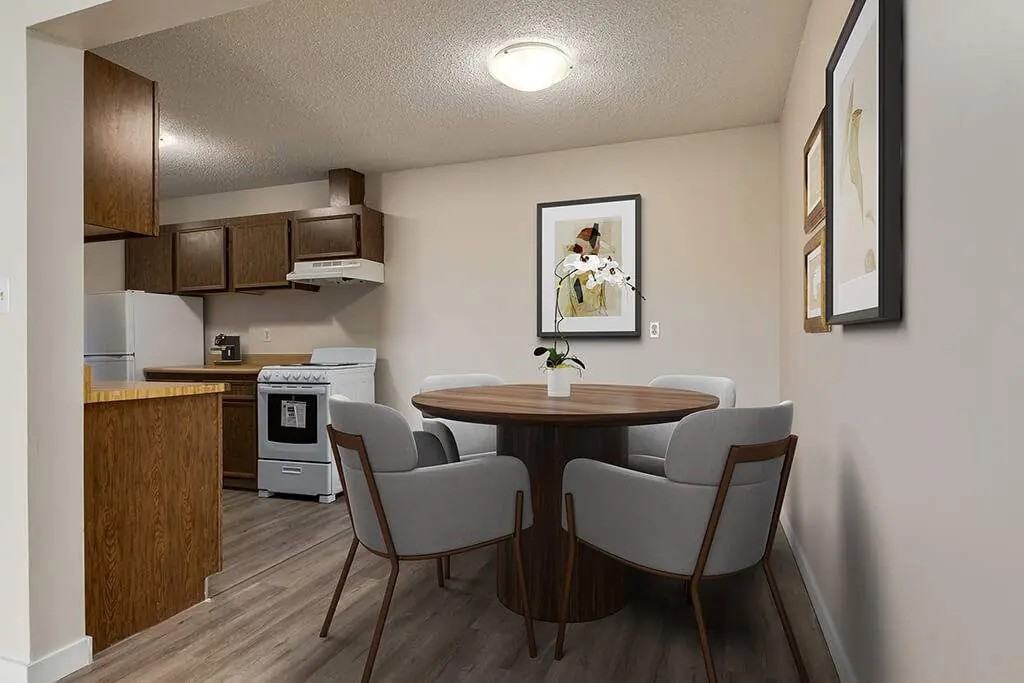 Sprucevale - Photo 2 of 21