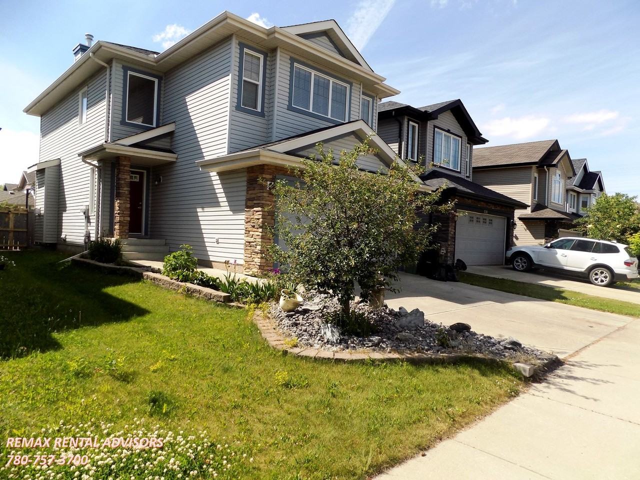 130 65 St Sw - Photo 2 of 24