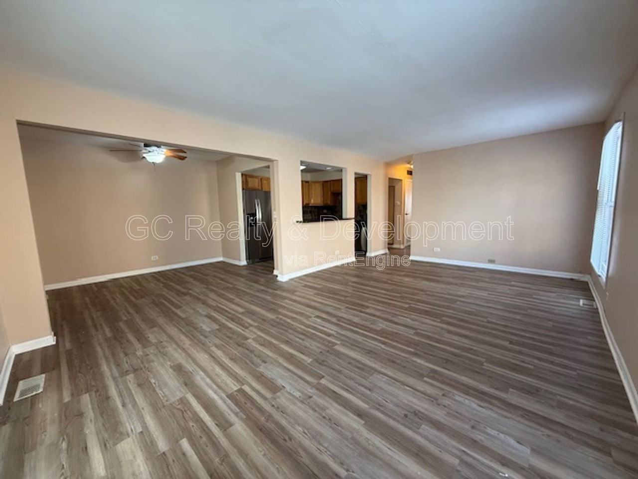 1770 Bristol Walk #C - Photo 3 of 18