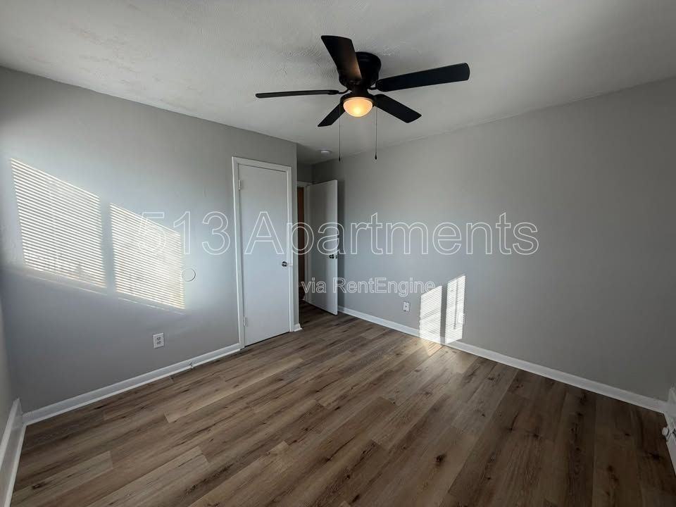 5146 Carthage Ave #10 - Photo 7 of 8