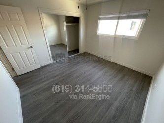 612 7th St #C - Photo 7 of 10