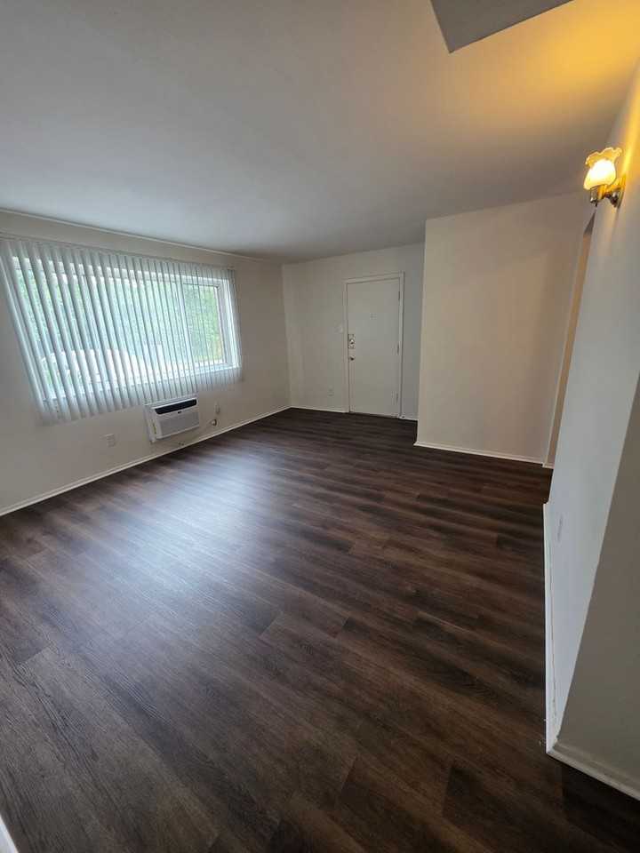 Mackenzie Place - Photo 2 of 16