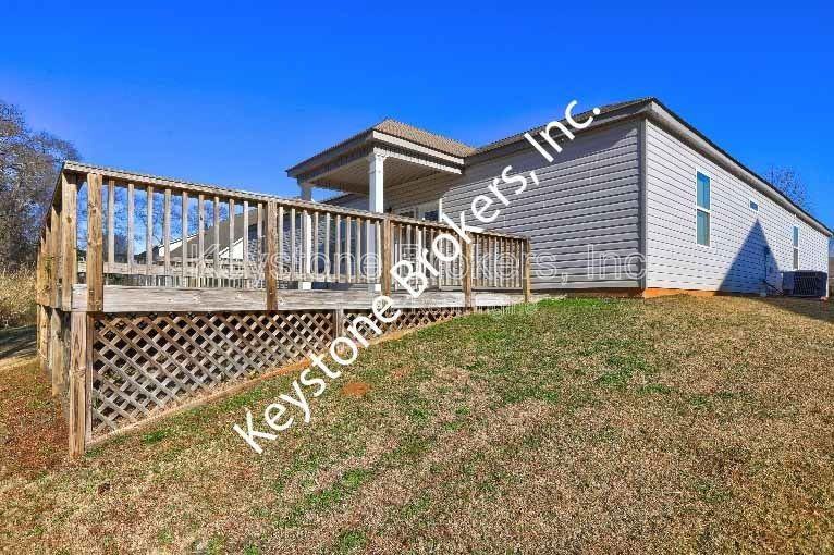 110 Sea Oaks Ct - Photo 2 of 4