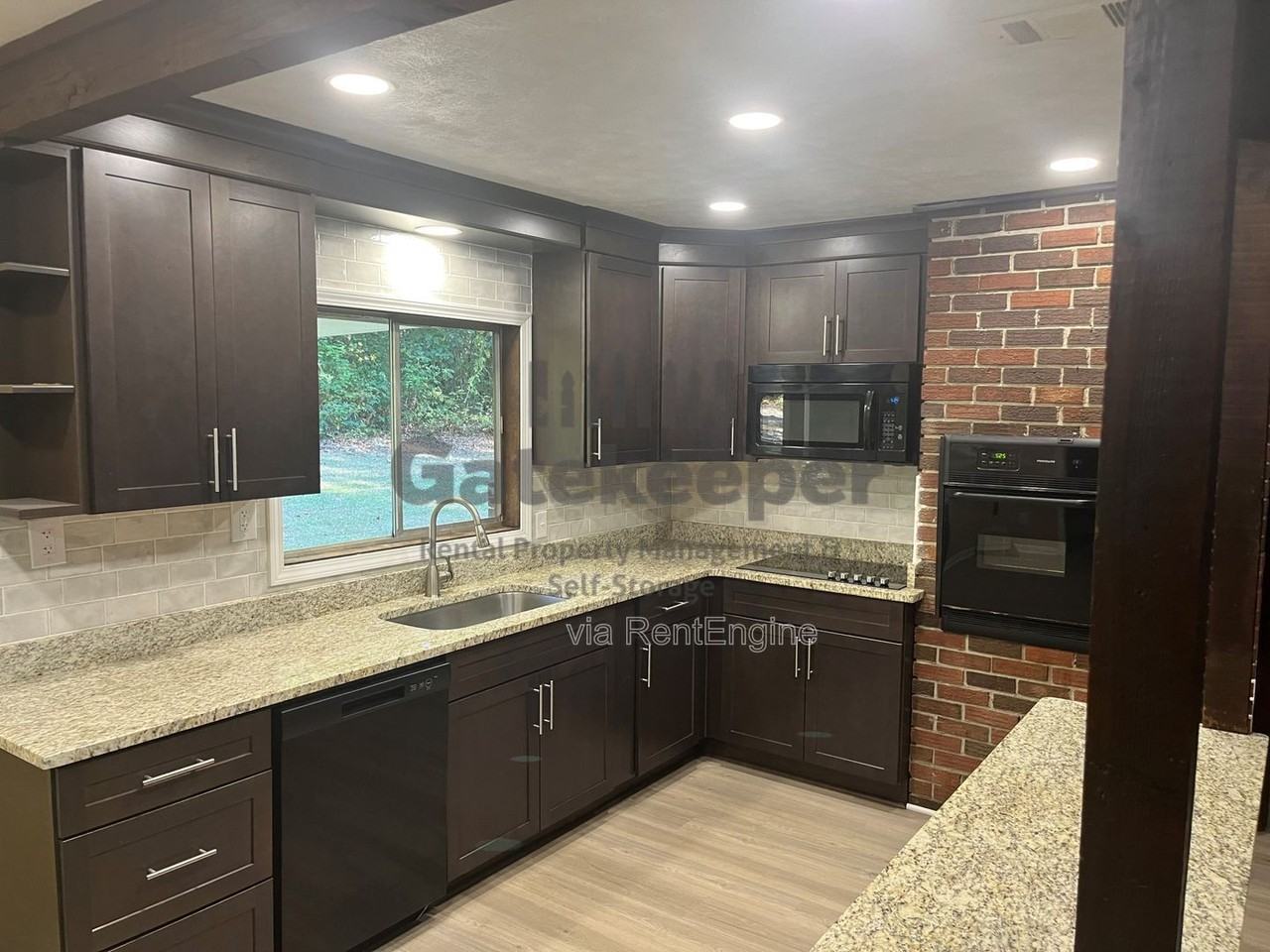 163 Old Norton Rd - Photo 2 of 19