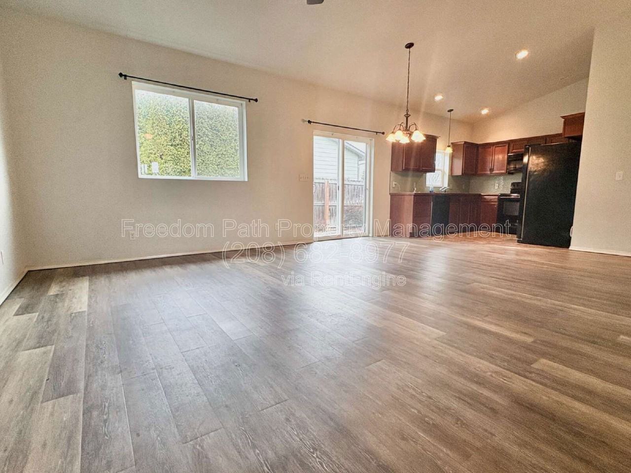 2648 W Iago St - Photo 2 of 18