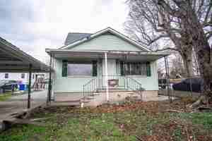 featured image of 525 Sewanee St