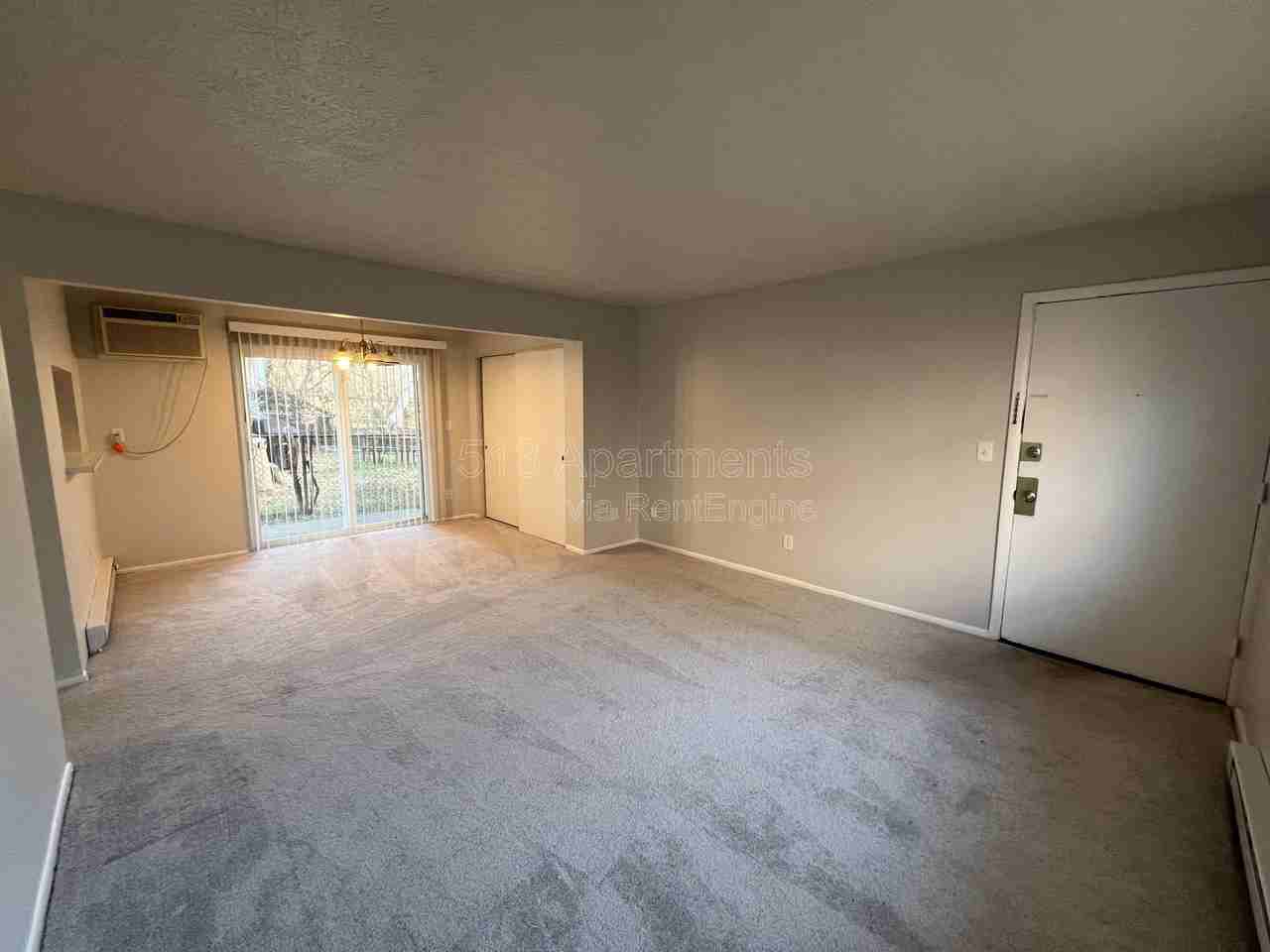 6211 Graceland Ave #1 - Photo 4 of 12