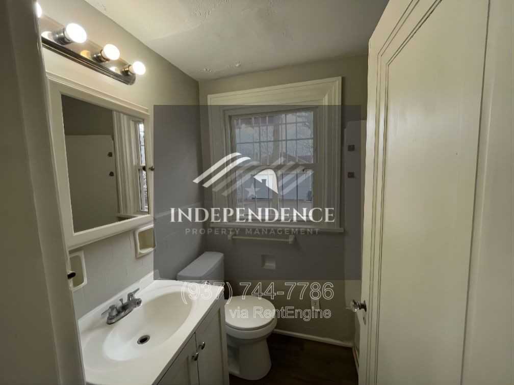 420 Delaware Ave - Photo 7 of 24