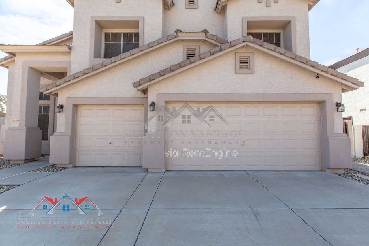 14099 W Riviera Dr - Photo 6 of 50