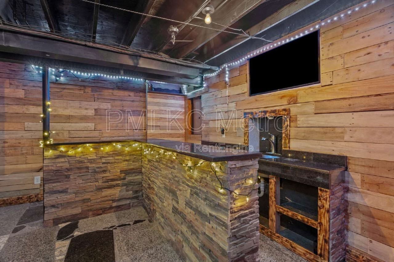 824 Se 11th Ter - Photo 6 of 40