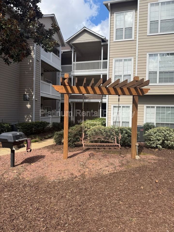 1250 Parkwood Cir Se #1313 - Photo 3 of 13