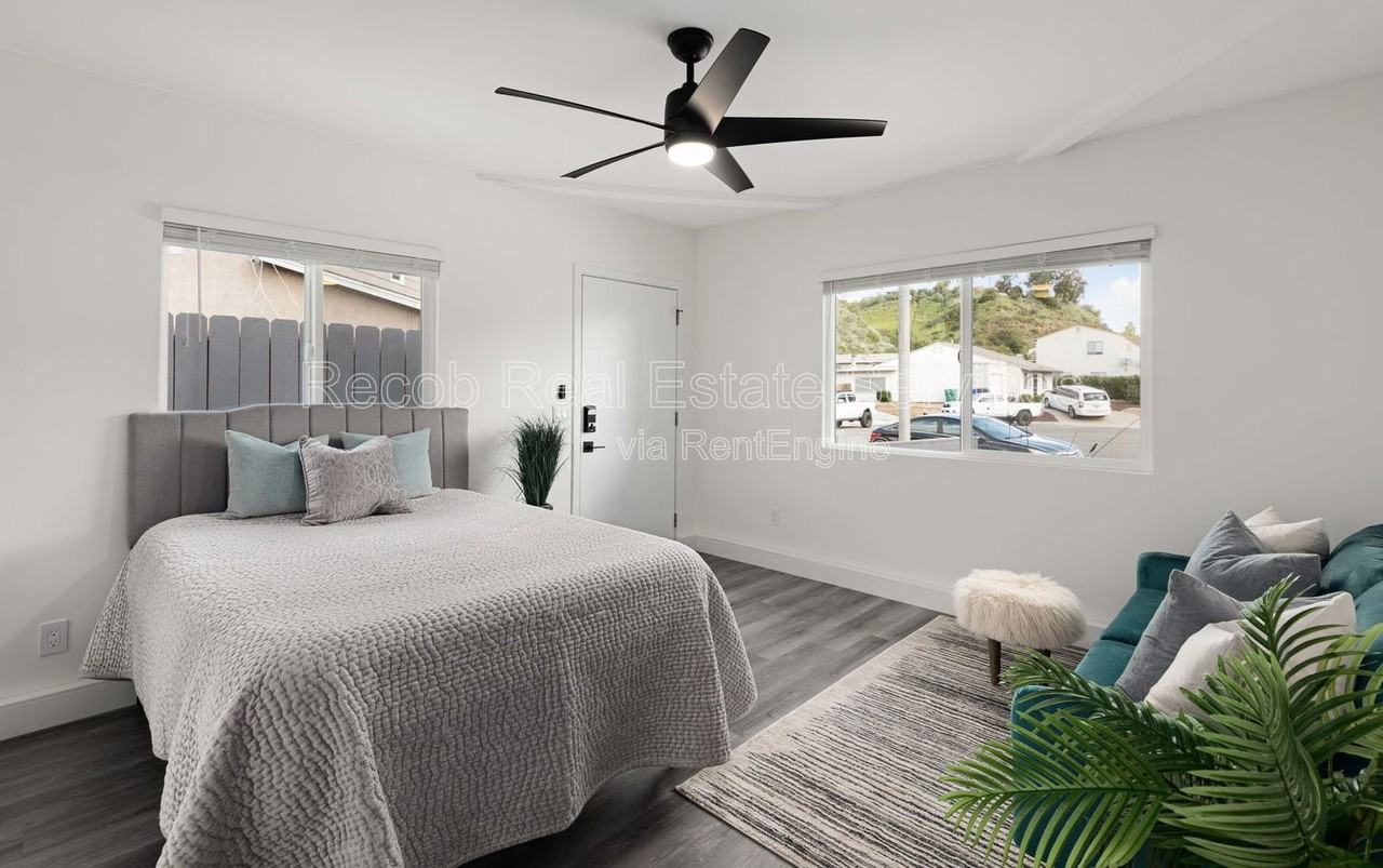 1710 Hanford Dr #1706 - Photo 3 of 18